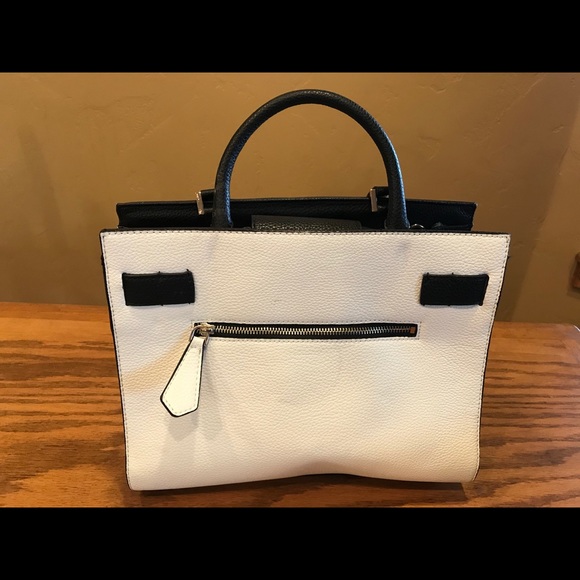 Guess Handbag - Picture 2 of 2